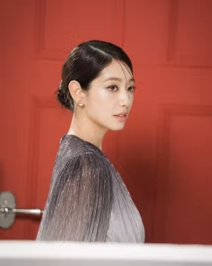 '최태준♥'박신혜, 연말 되니 더 예뻐졌네..아들맘 안 믿기는 미모