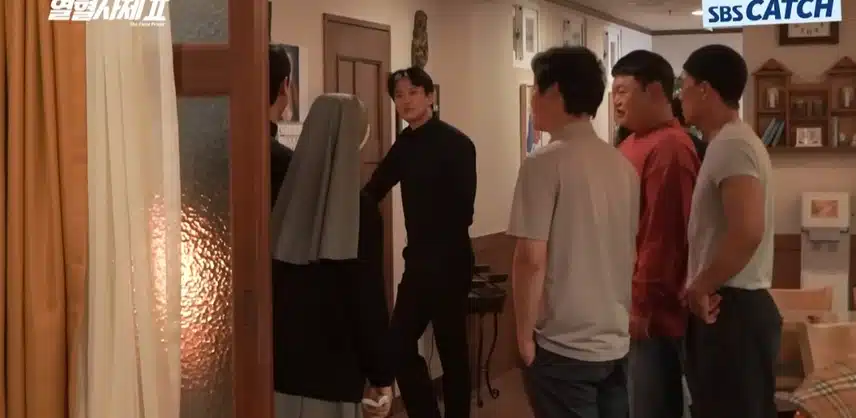 열혈사제2  메이킹 존잼입니다. 드라마가  재밌는이유가  여기있어요