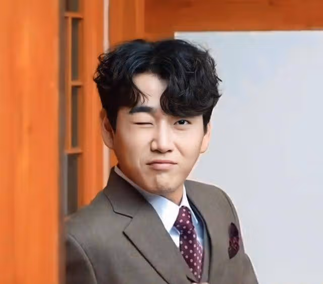 황영웅 가수님  응원합니다  찬란하게 빛날 천재가수님  열응합니다 세게로 가즈아~~