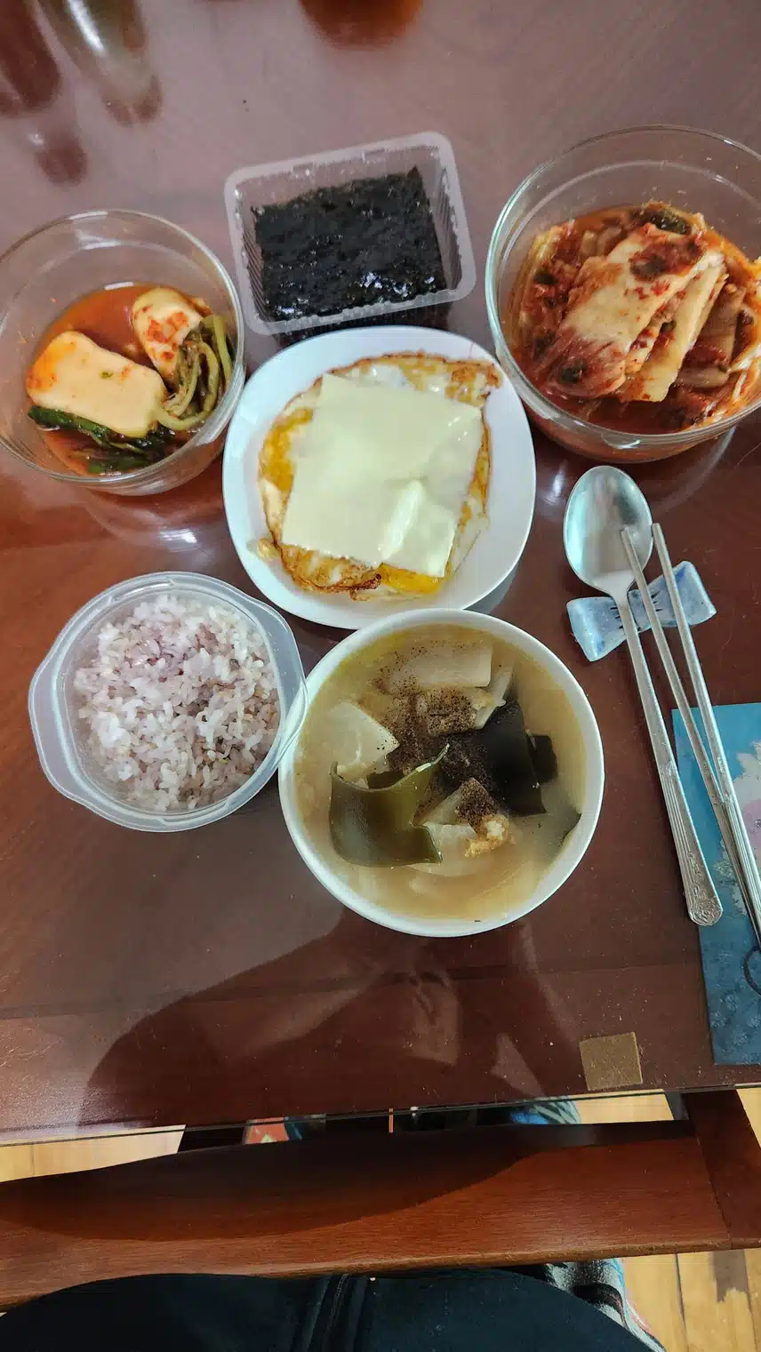 첫눈 오는날 아침밥