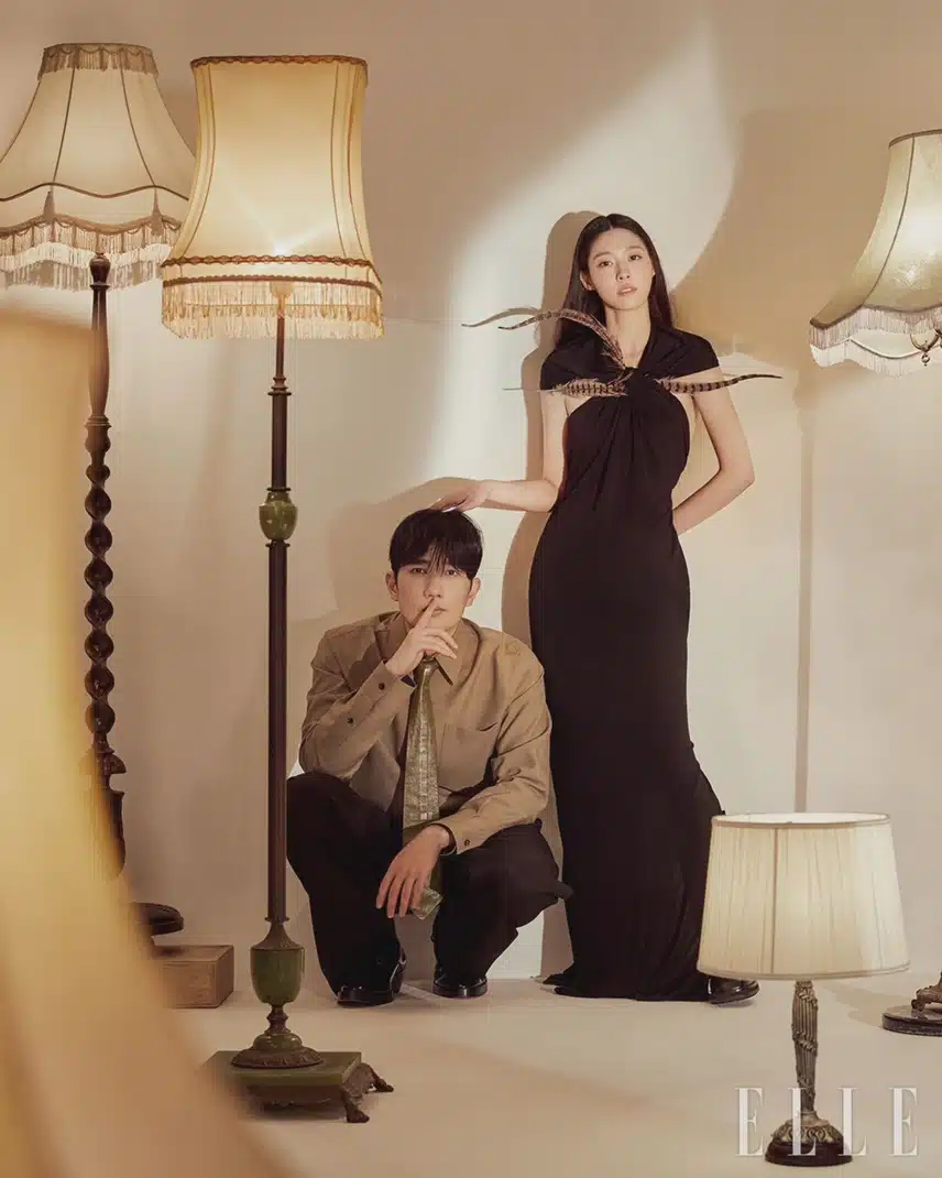 Sesión fotográfica de la tienda de iluminación Um Tae-goo y Kim Seol-hyun para Elle.jpg