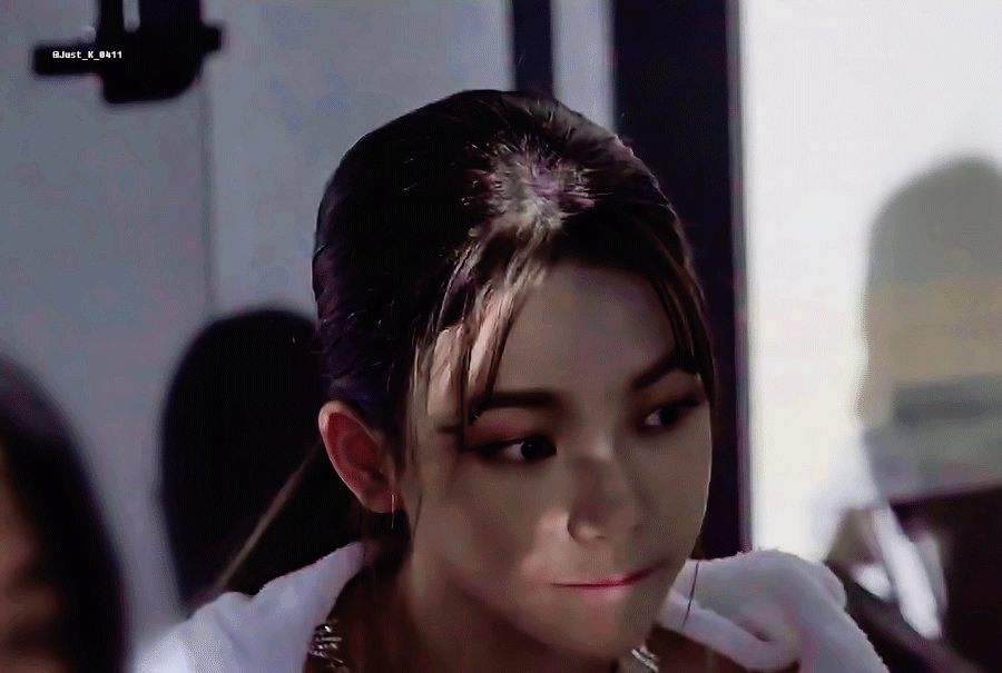 카리나 수중 gif