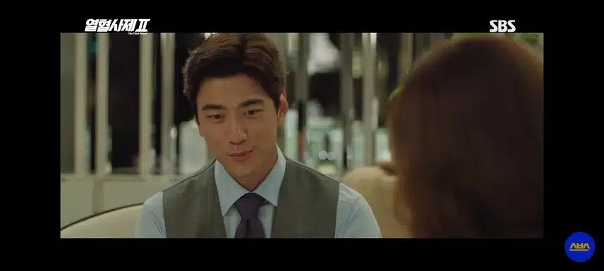 빌런이 너무 잘생기고 매력적이에요