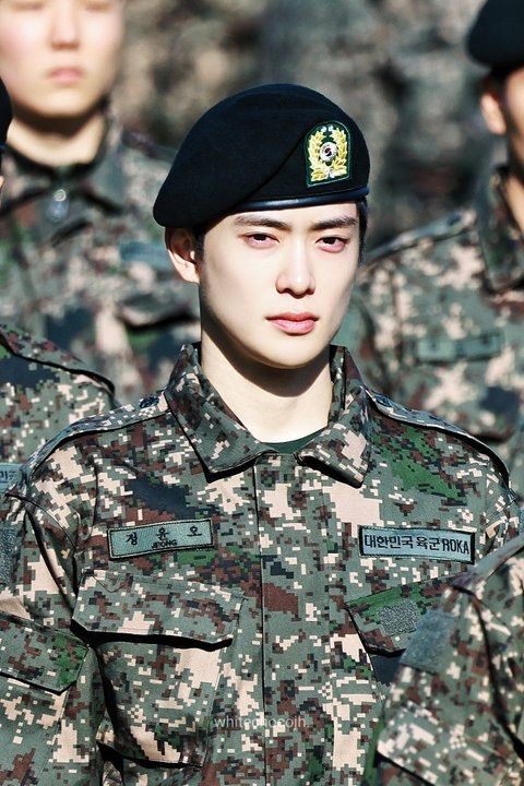 수료식에서도 빛나는 비주얼 엔시티 재현