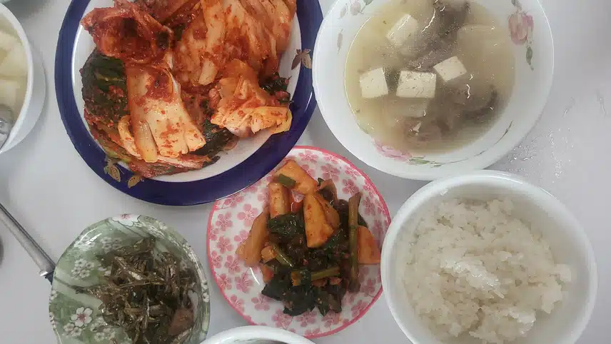 소고기뭇국에 김장김치 역시 👍 