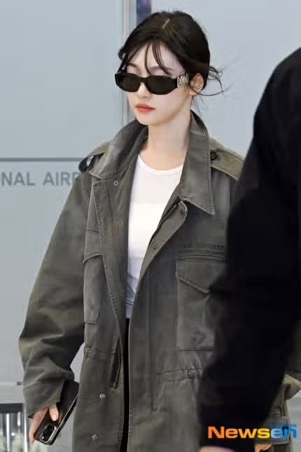 어제 에스파 공항 입국 기사사진jpg