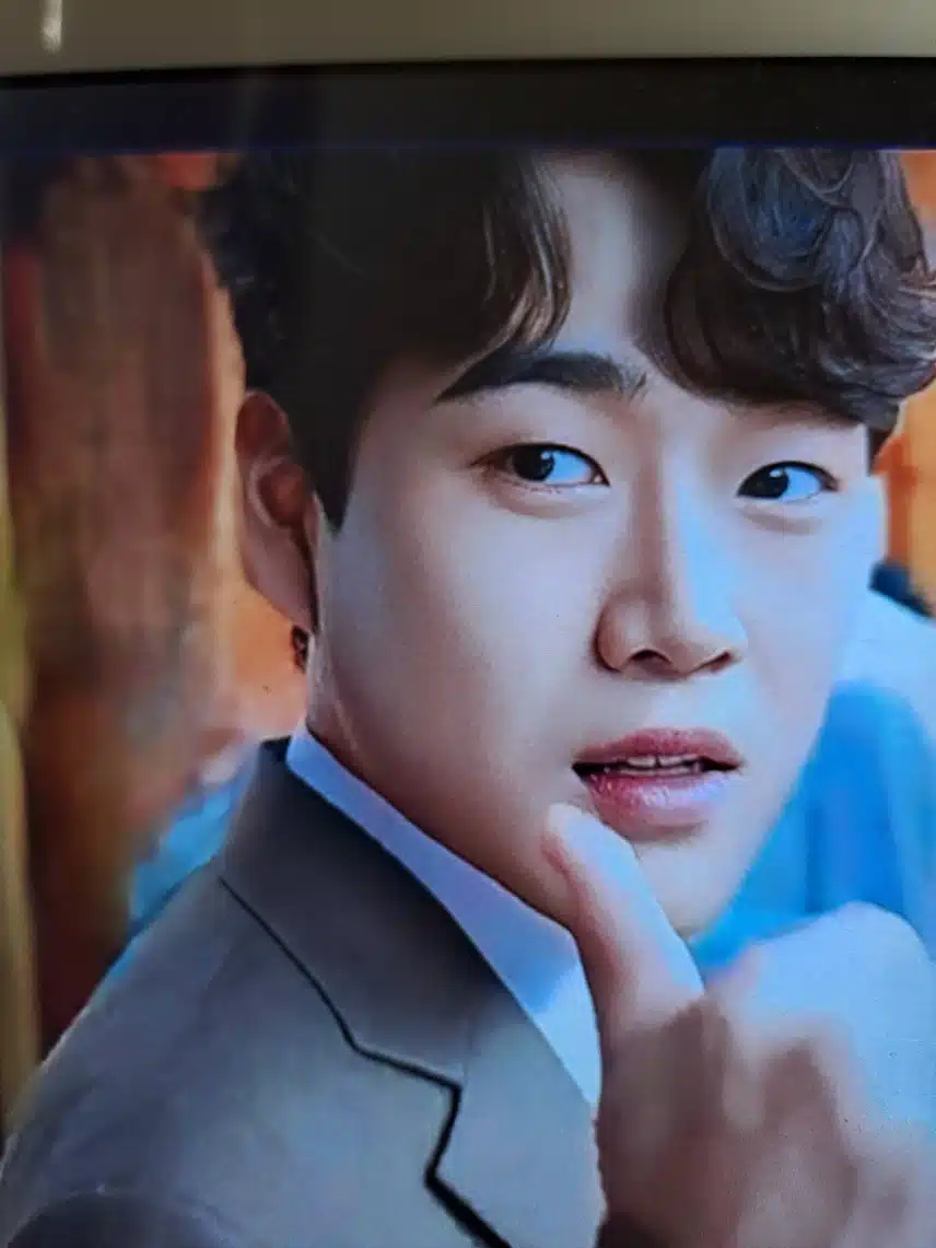 황영웅 가수님 목소리 천재가수 목소리 너무 조아요 