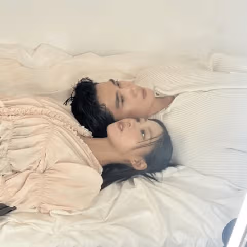 설현, 엄태구와 몽환적 케미