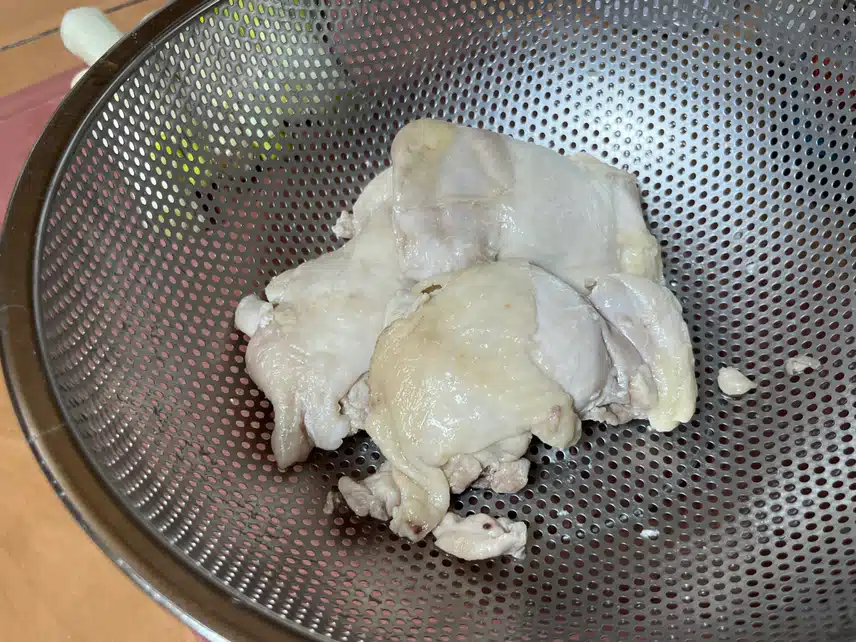 겨울 다이어트 국물요리는 단백질 가득한 닭곰탕이 최고😊