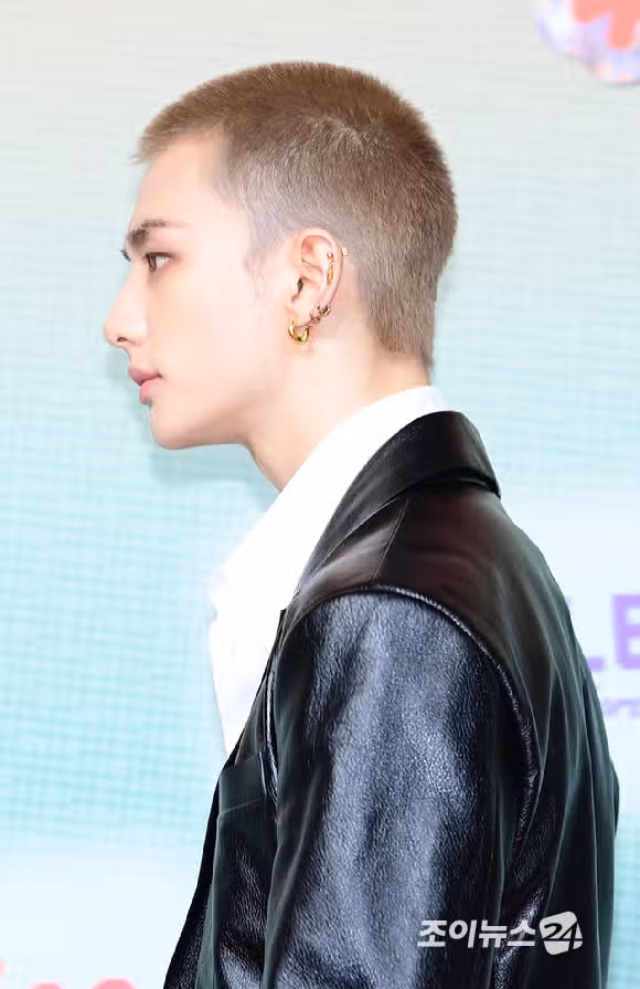 [가요대전] 스키즈 현진 파격의 삭발 헤어 😳