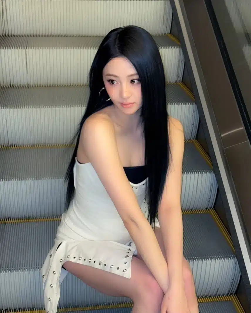 르세라핌 허윤진 인스타 업뎃