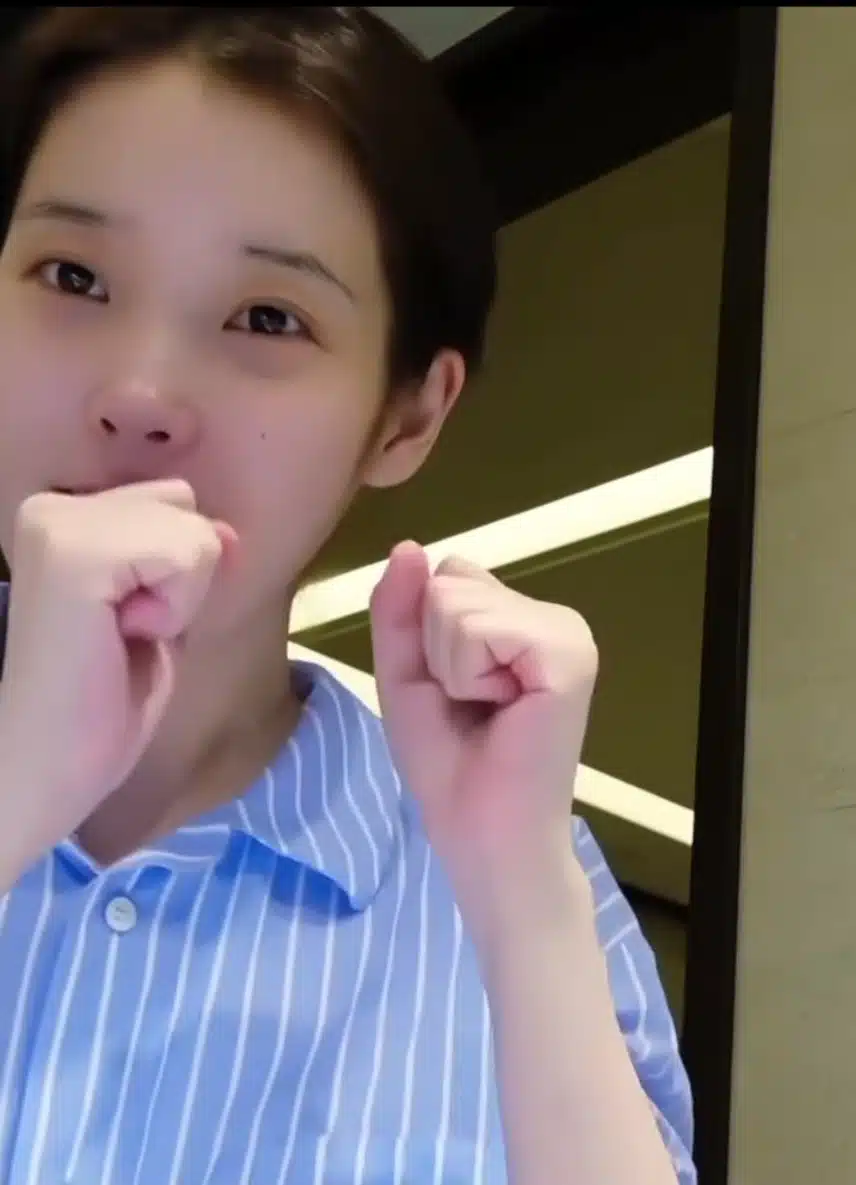 화장안한 아이유