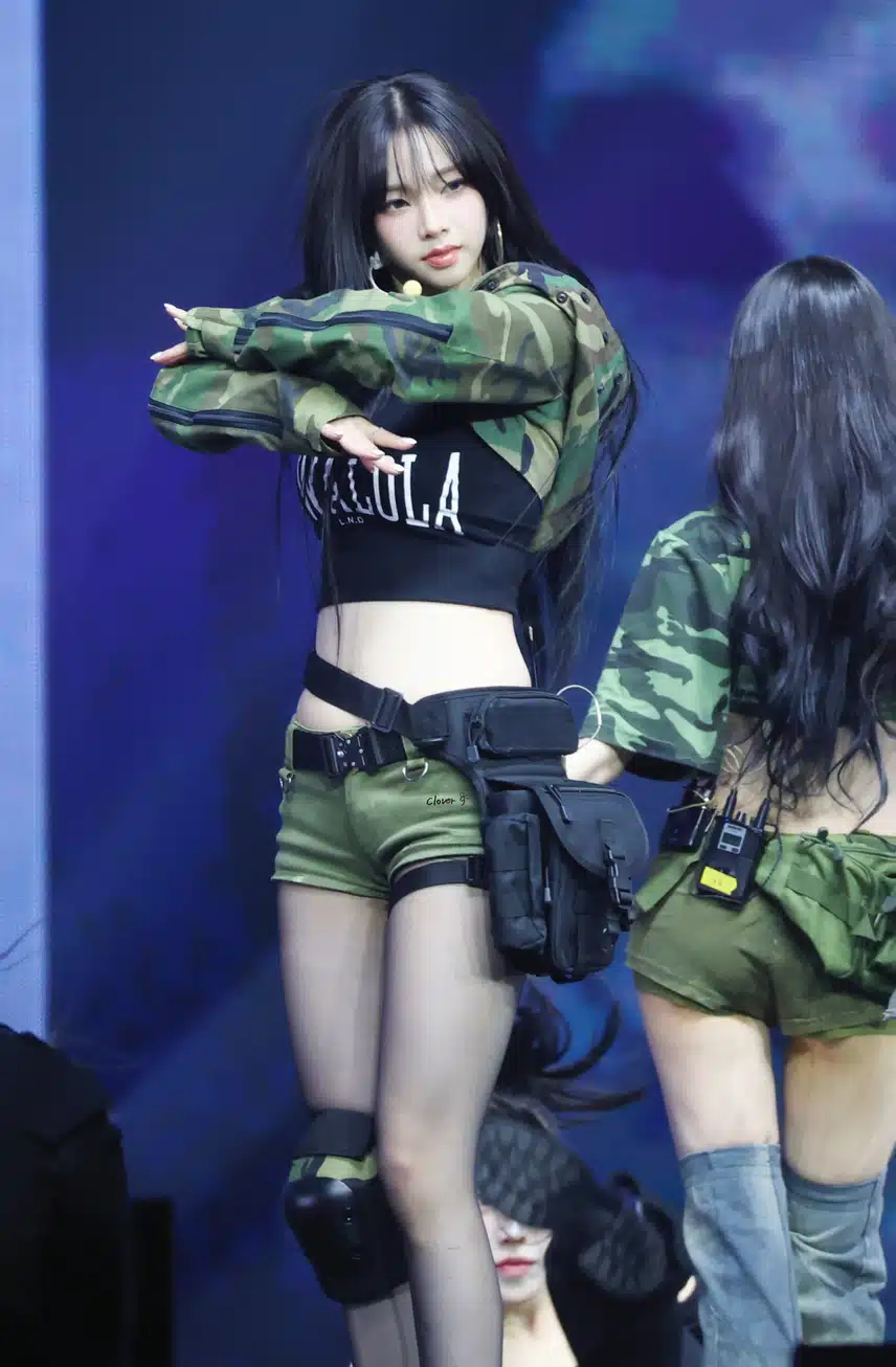 오늘 SMTOWN 카리나 고화질JPG
