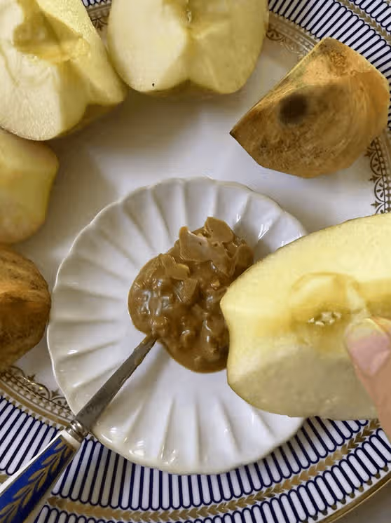사과 땅콩버터 다이어트(저칼로리 고영양)
