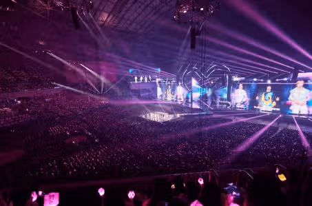 콘서트 너무 재미있었을듯여 가신분들 부럽네요~