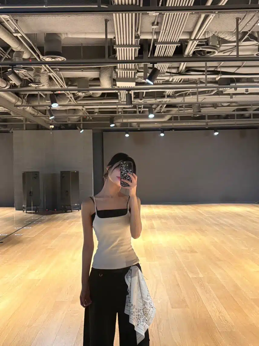 아현이 셀카두 잘찍어
