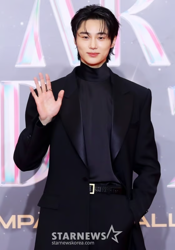 우석님 스타랭킹 스타배우 남자 랭킹 2위 소식입니다