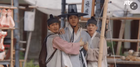 도망노비 정체 발각.어떻게 전개 될지 궁금하네요!