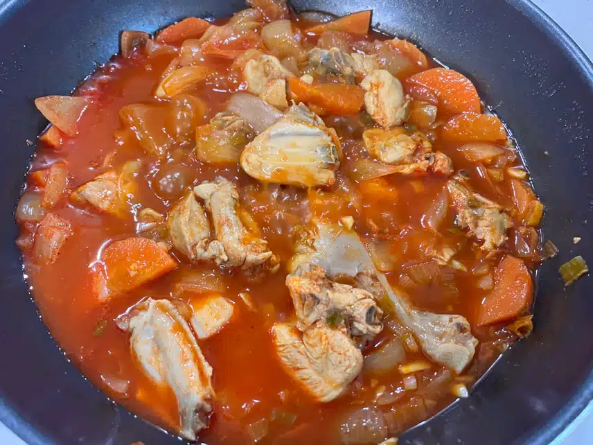 저녁은 🍲순두부찌개와 🍗닭볶음탕