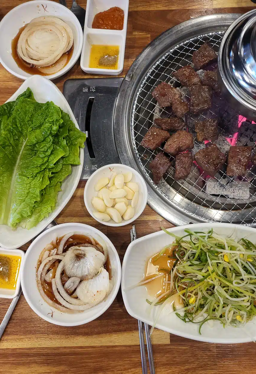 소고기와 비빔냉면 