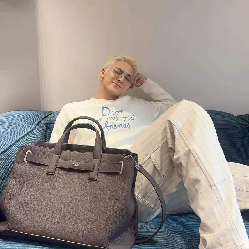 8년만에 금발로 나타난 세븐틴 민규 
