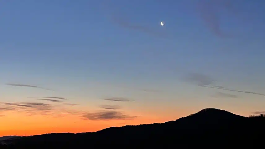 🌄 일요일 아침 하늘 보기
