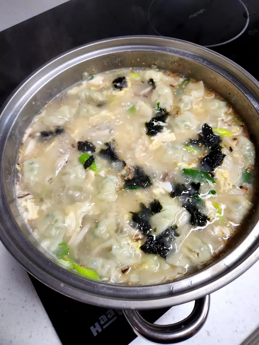 떡만두국