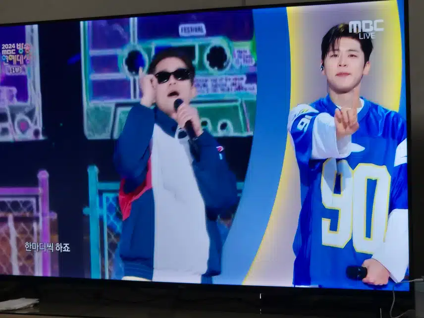 지현님 연예대상 오프닝 무대 너무 귀엽고 아이돌 같았어요