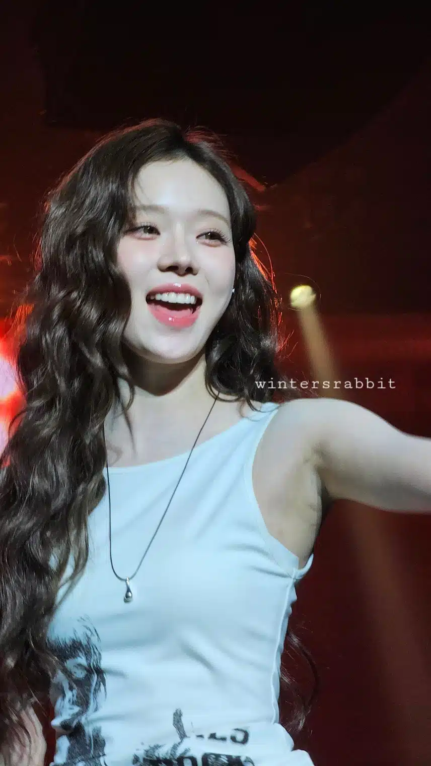 오늘 시애틀로 사인드체크 지민정 고화질 jpg