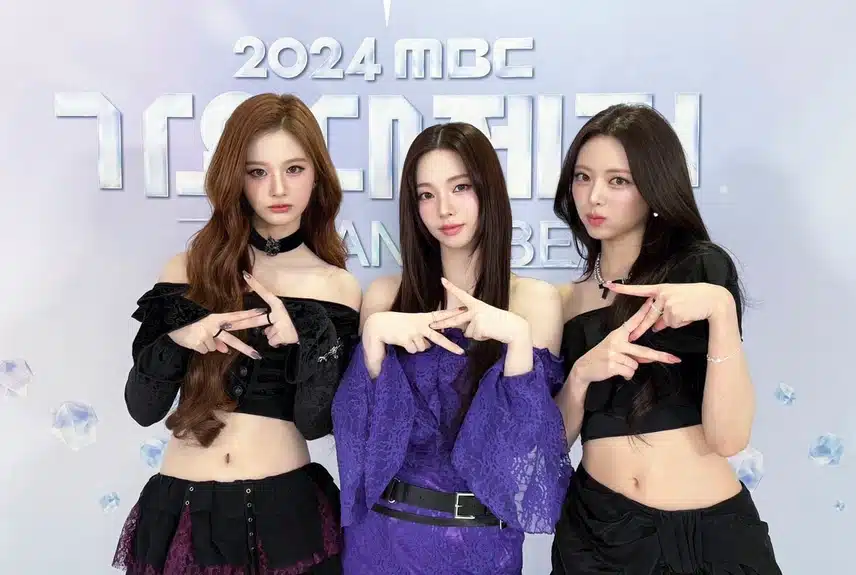 jyp 사이에낀 sm