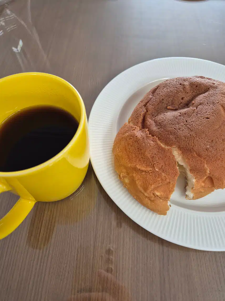 커피와 휴게소에서 데려온 로띠번😋
