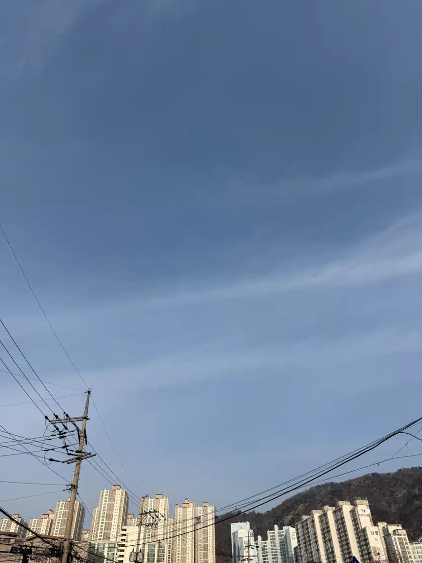 산책하기 좋은 날씨에요
