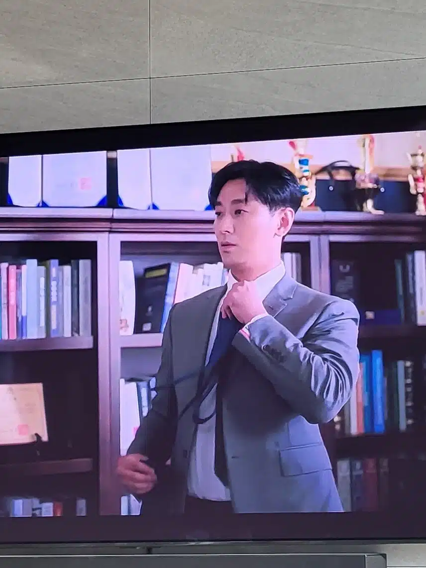 주지훈이 매력이 잇네요