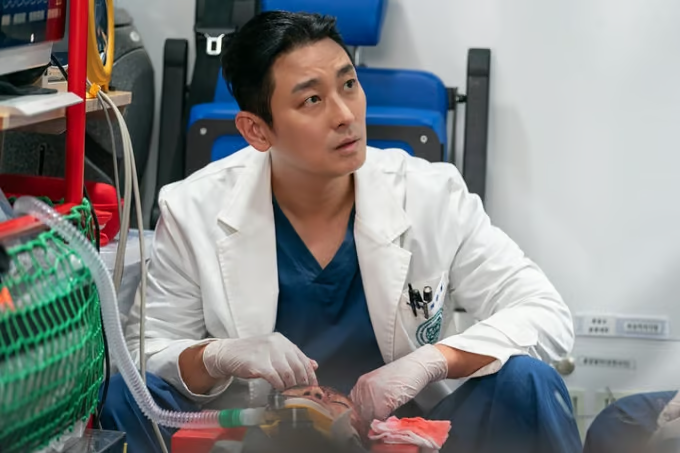 중증외상센터 넷플에서 정말 인기최고네요!! 