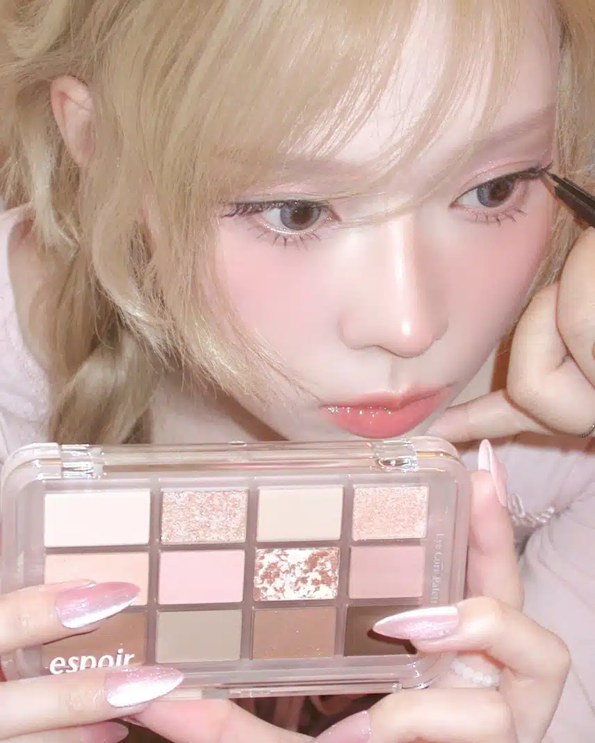 오늘 에스쁘아 공식 인스타 업뎃 feat 윈터