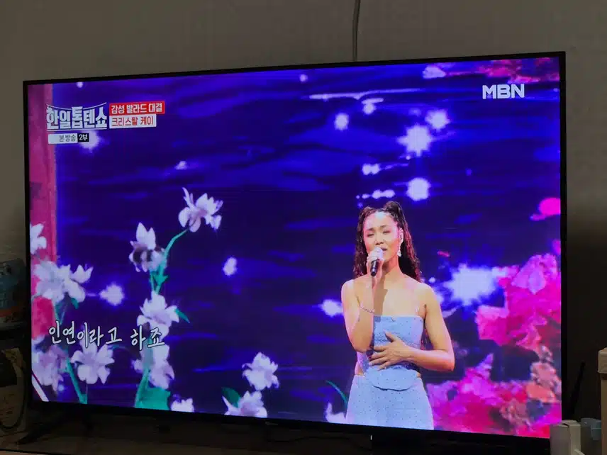 크리스탈케이 무대 너무 놀랍네요..한국말도 잘하구요