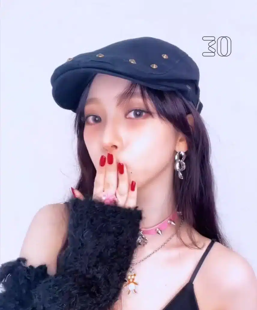 오늘 뜬 SMTOWN 틱톡 지민정 