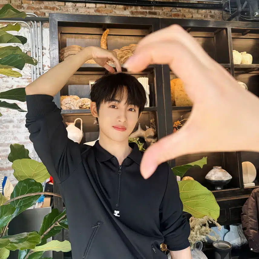 WayV also celebrates Valentine's Day