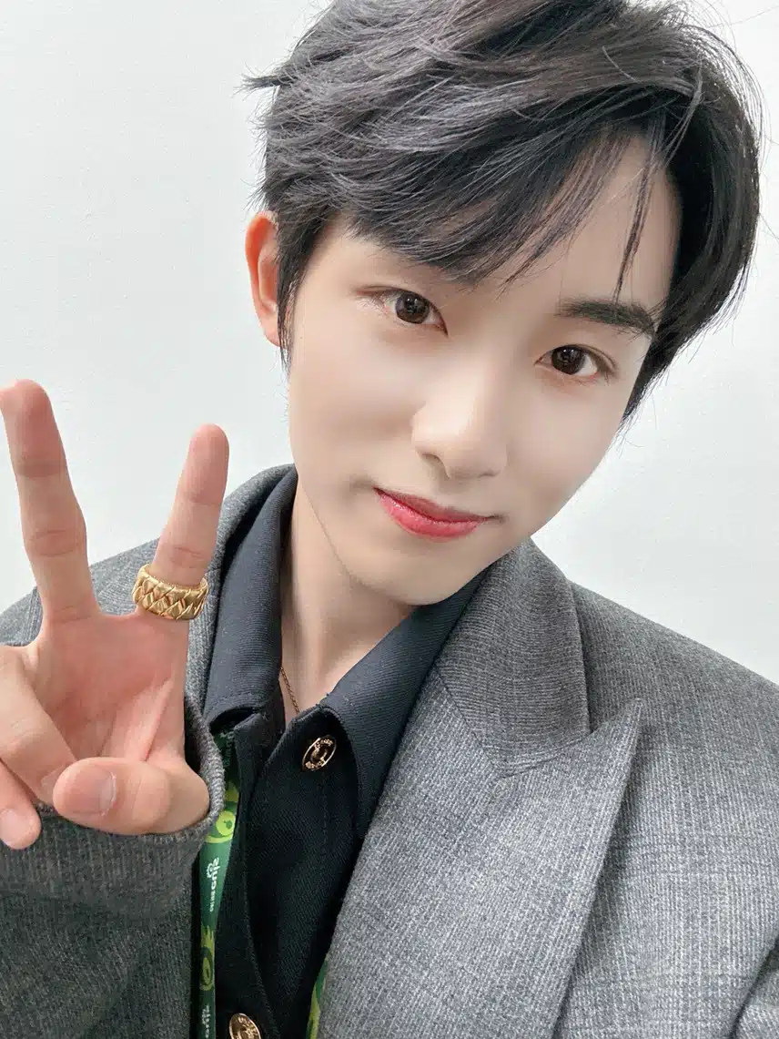WayV also celebrates Valentine's Day