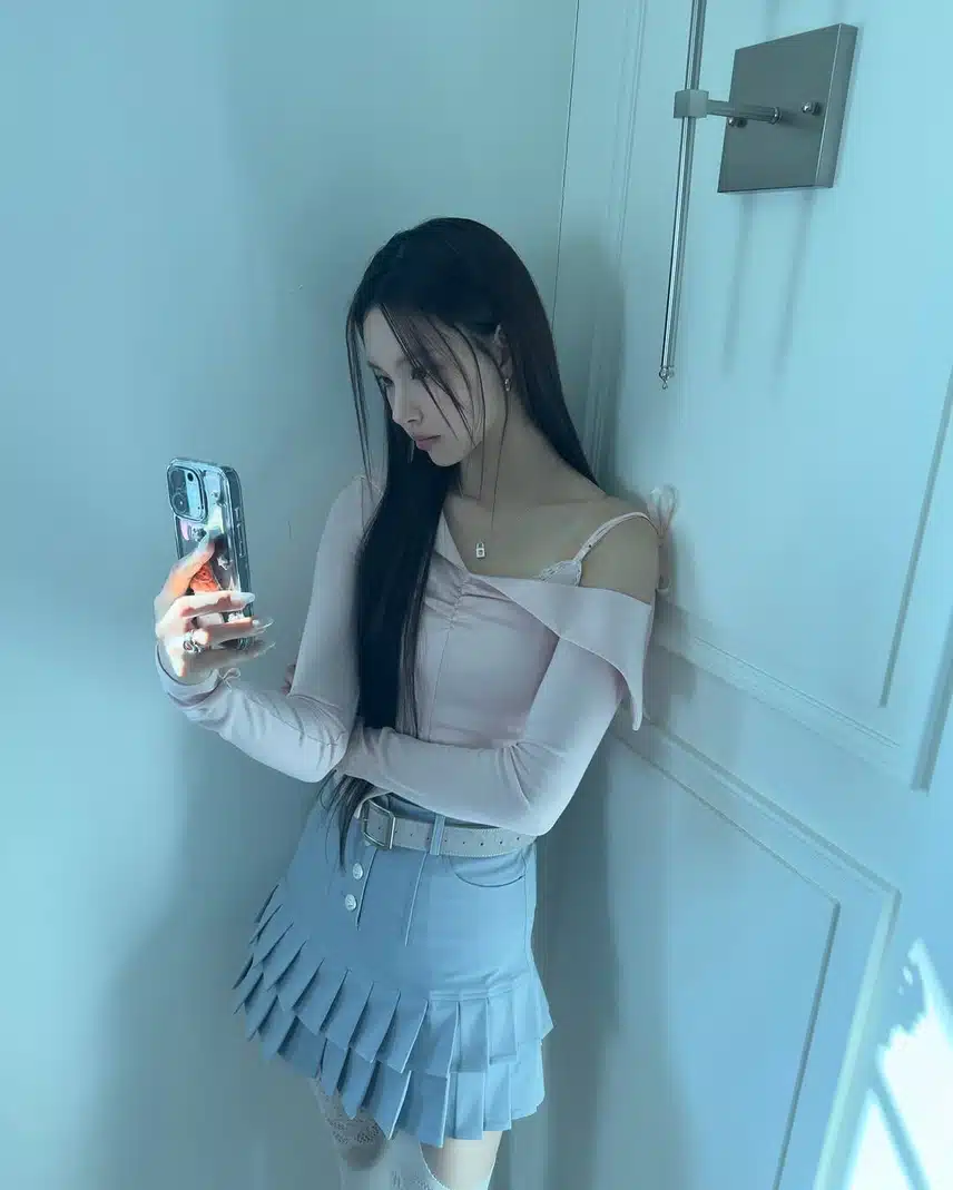 어제 아일릿 윤아 인스타 업뎃