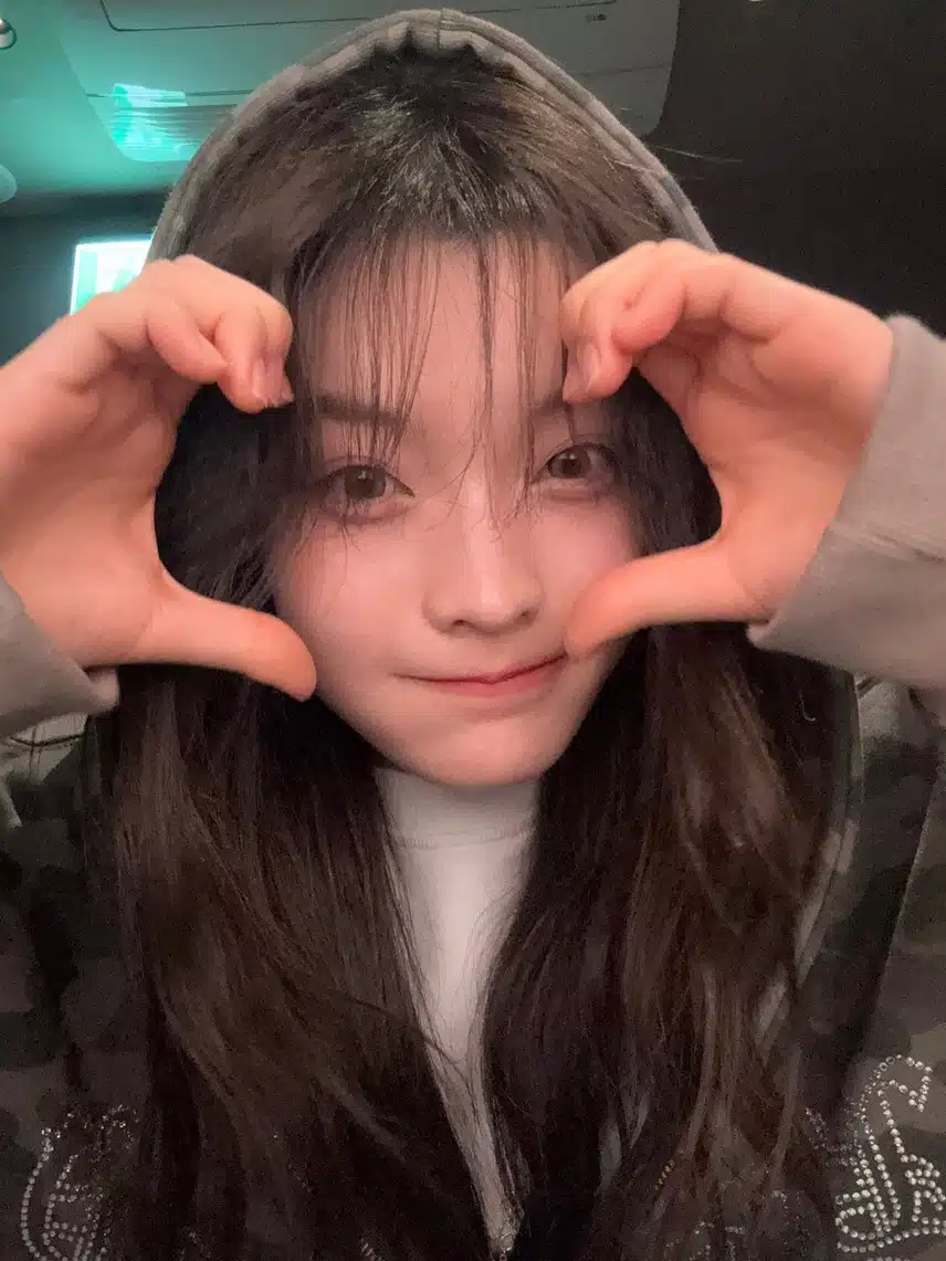 이로하님 11살때부터 혼자 한국에서 연생을 했군요.