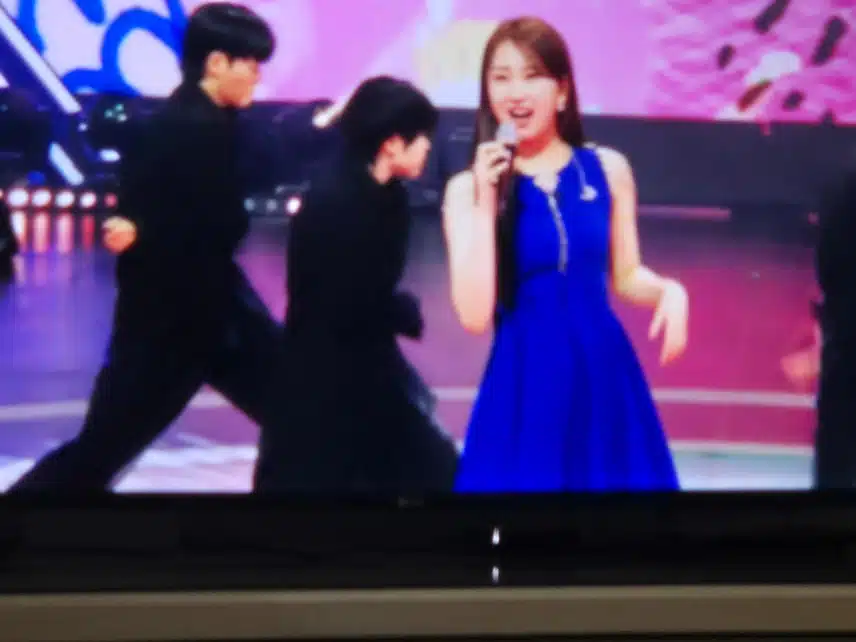 사랑하는 사람을 보내며 긍정적인 마음이 느껴지는 것같아요