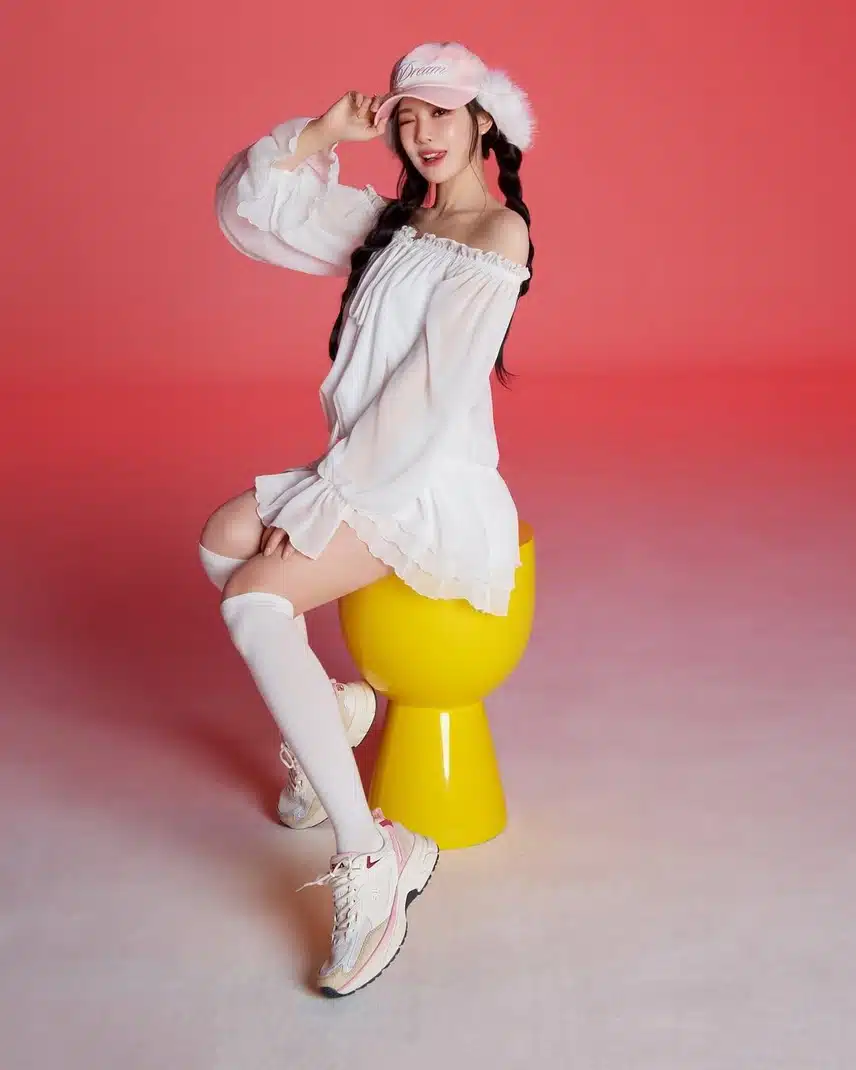 닝닝 ABC마트 휠라 광고 화보jpg