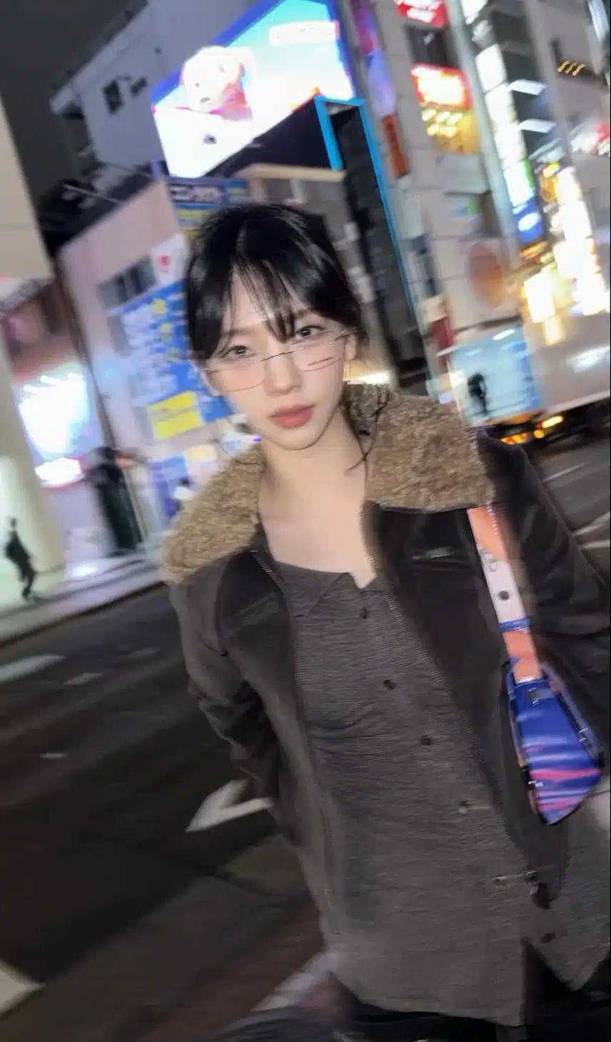 다시봐도 잘어울려도 긱시크 카리나jpg