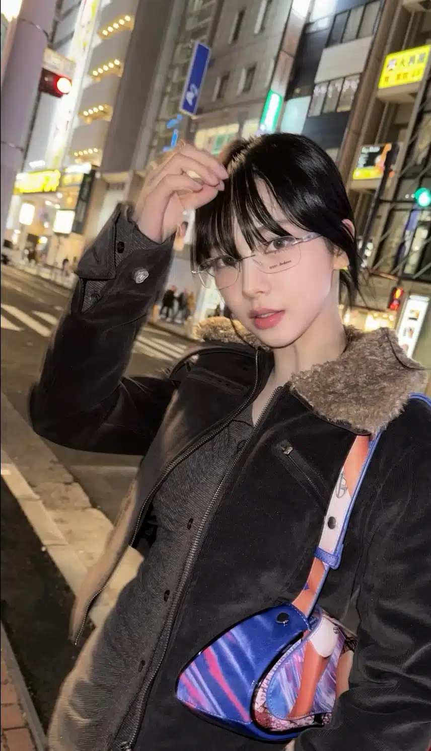 다시봐도 잘어울려도 긱시크 카리나jpg