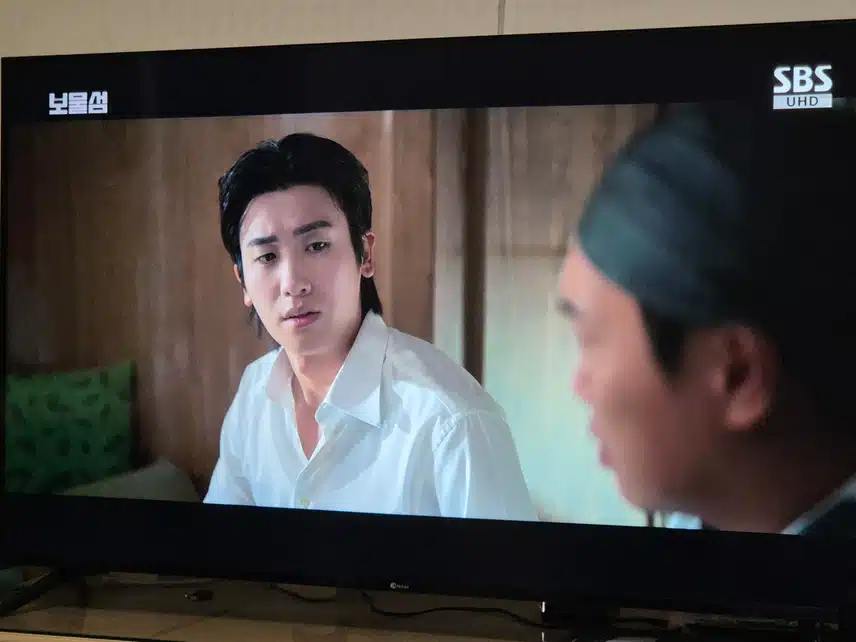 생각보다 전개가 빠르게 진행되네요 재미있어요