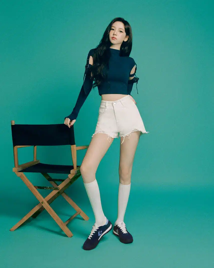 오늘 뜬 카리나 컨버스 화보jpg