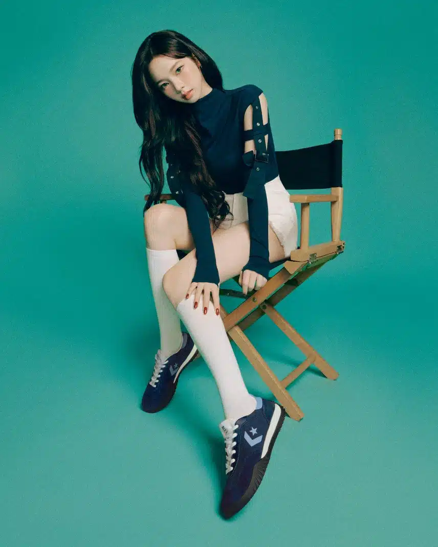 오늘 뜬 카리나 컨버스 화보jpg