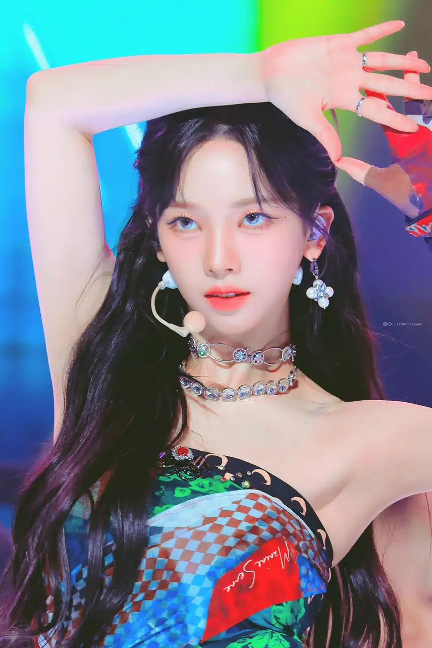 만우절때 기념 타돌 홈마들이 올려준 카리나 직찍jpg