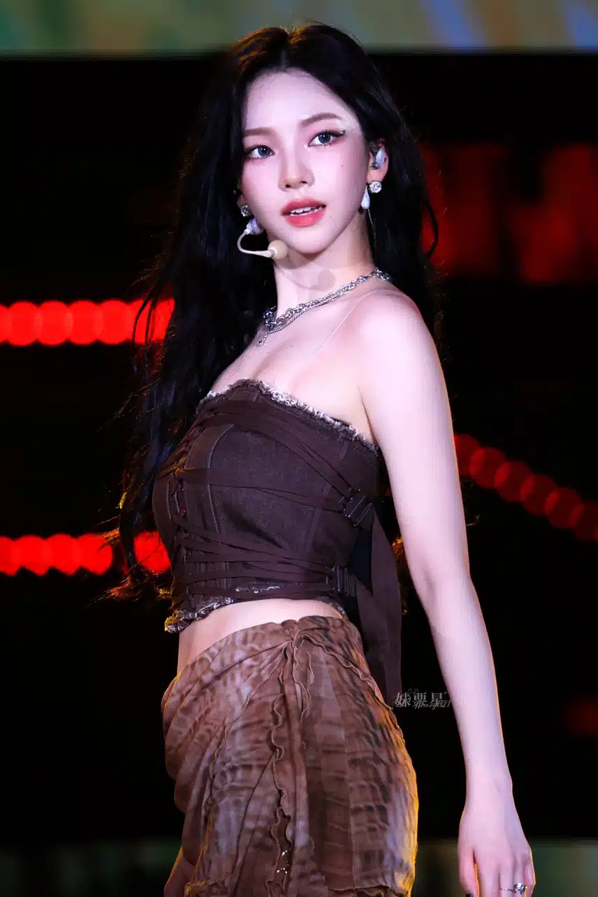 만우절때 기념 타돌 홈마들이 올려준 카리나 직찍jpg
